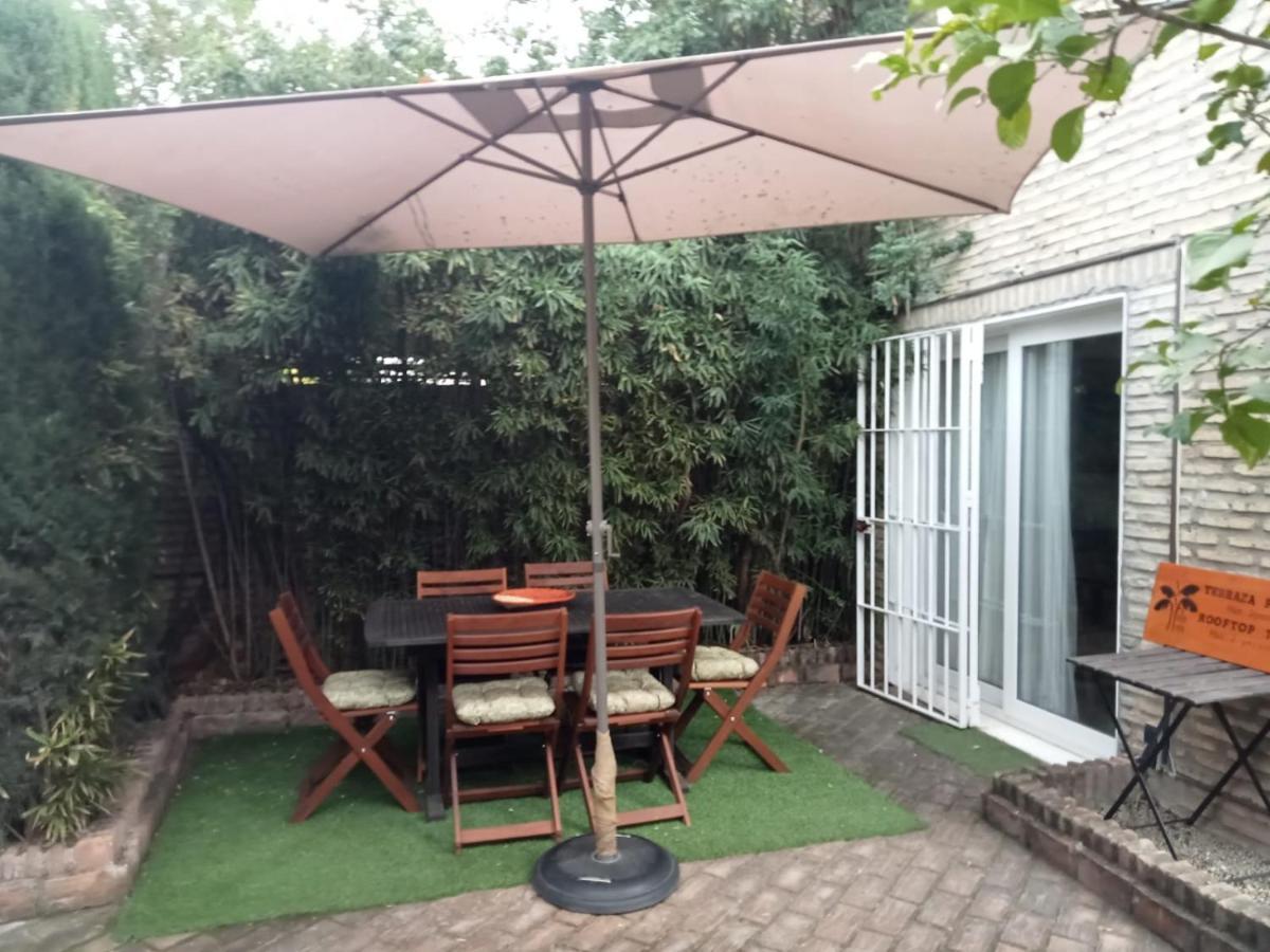 Dormir Entre Limones, Casa De Invitados En Vivienda Familiar دوس إرماناس المظهر الخارجي الصورة